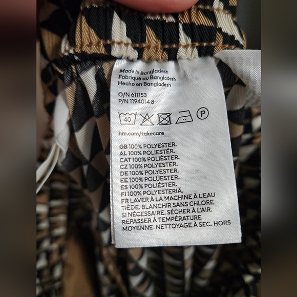 H&M Twill Satin Drawstring Wide Leg Patterened Trouser In Beige/black. Size SM - Picture 14 of 16